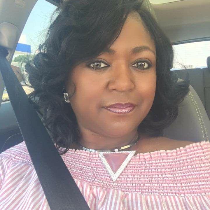 Traci Lynn Bravo Necklace Light Pink